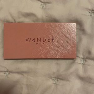 Wander Beauty Getaway Palette